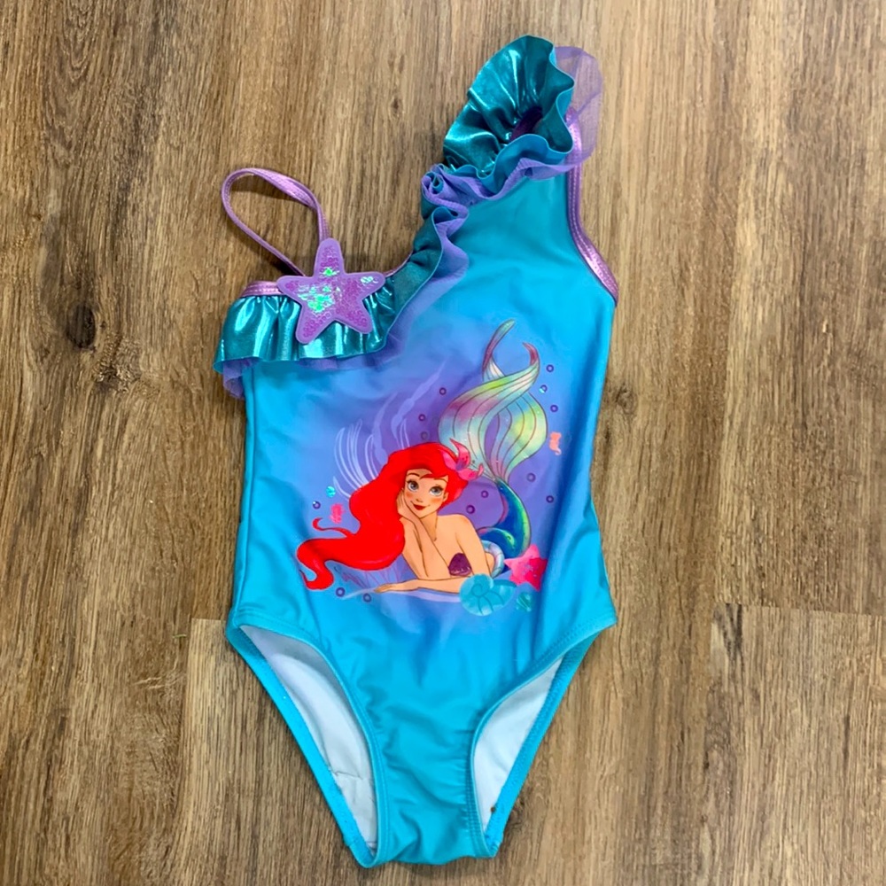 Disney Little Mermaid Girls Swimsuit in Size 4T
